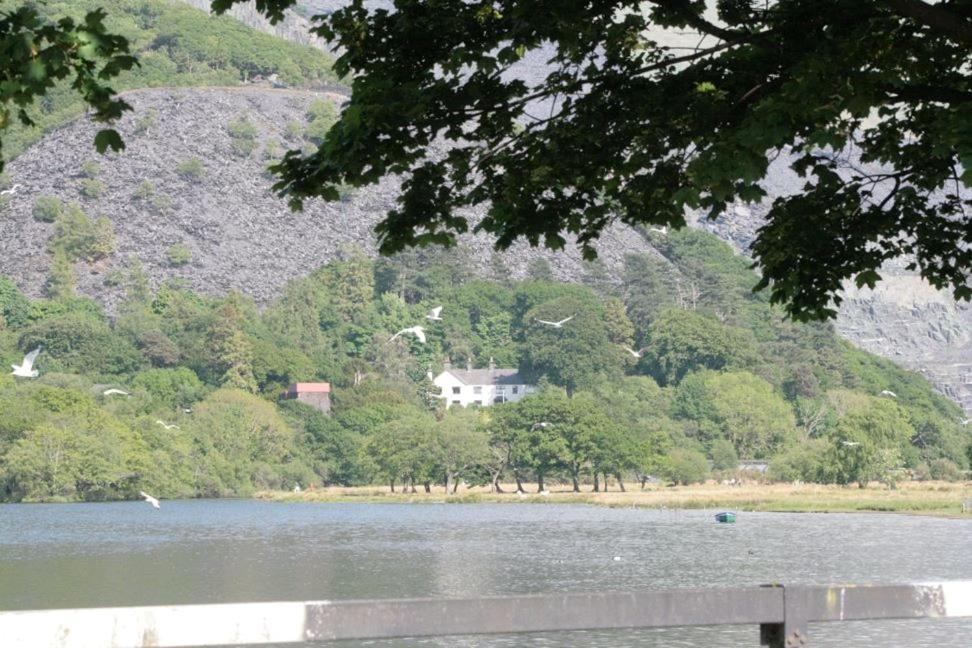 Padarn At Glanybala Holidays Apartment
